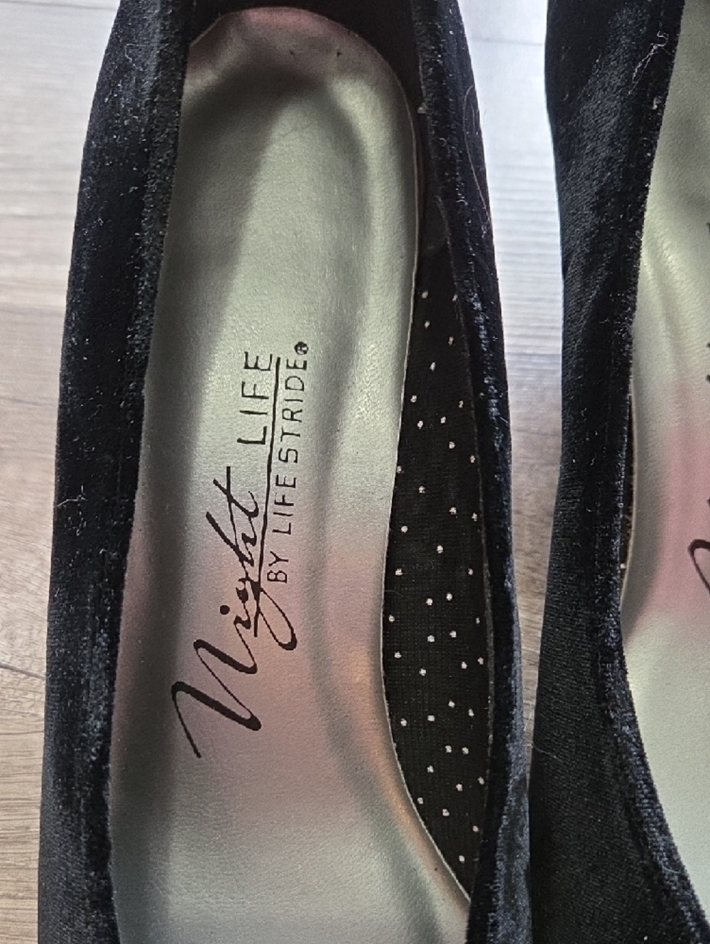 Classic Black Velvet Pointed-Toe Heels - Picture 2 of 6